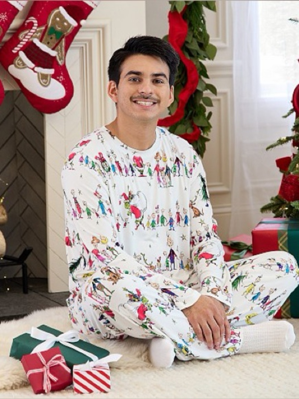 Pottery Barn Kids Dr. Seuss Grinch Adults Pajama Set White Red Christmas Holiday